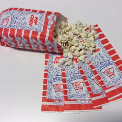 Offerta sacchetti per Pop Corn - Simpatici sacchetti per pop corn cm H.19 x L.8 x 5 in carta alimentare